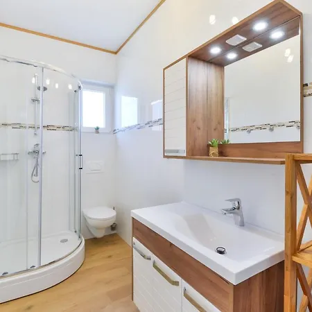 Villa Beachfront Reiterer V1 With Jacuzzi 30 Meters From The - Crowonder Luxury Rent