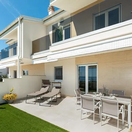 Beachfront Reiterer V1 With Jacuzzi 30 Meters From The - Crowonder Luxury Rent Villa Privlaka (Zadar)