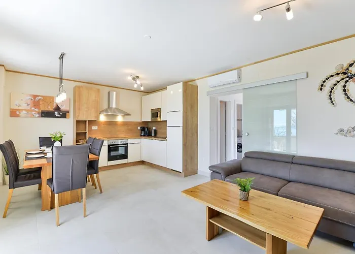 Beachfront Reiterer V1 With Jacuzzi 30 Meters From The - Crowonder Luxury Rent Privlaka (Zadar)